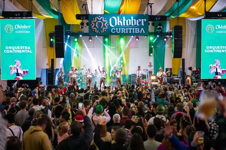 Oktober Curitiba